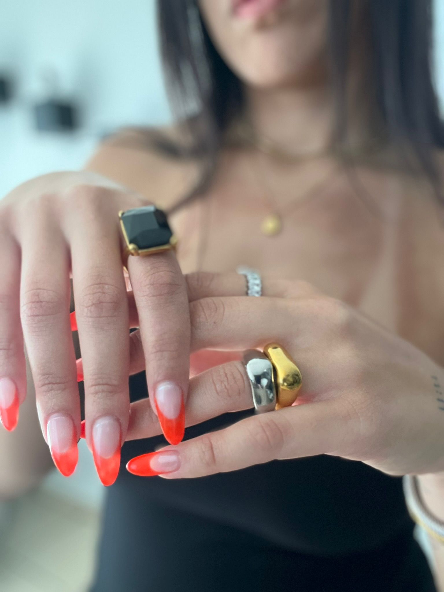 Big Black Ring