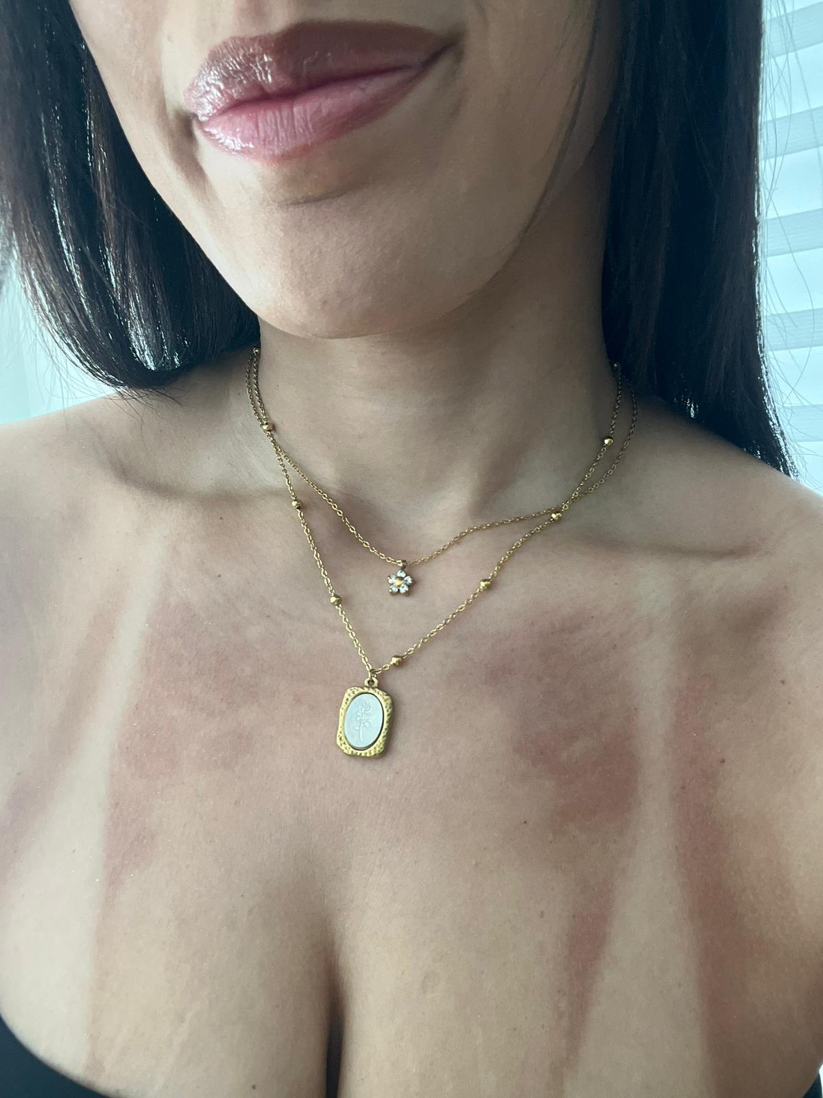 Tiny Flower Necklace